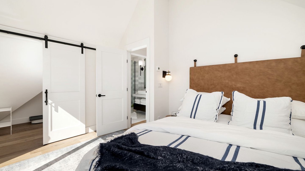 Photo of Bedroom in Grand Lake
