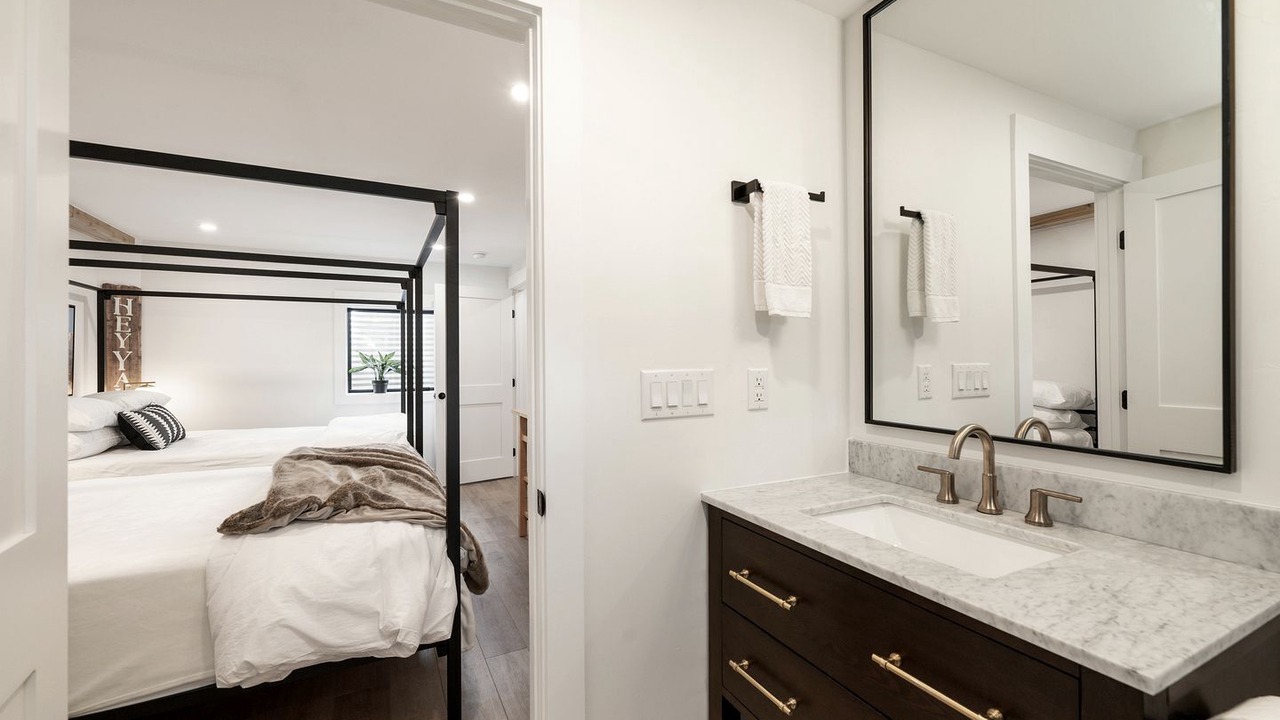 Photo of Bathroom in Grand Lake