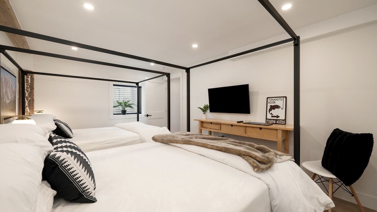 Photo of Bedroom in Grand Lake