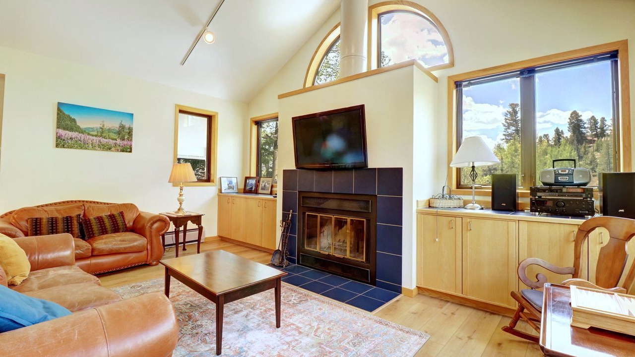 Photo of Livingroom in Keystone