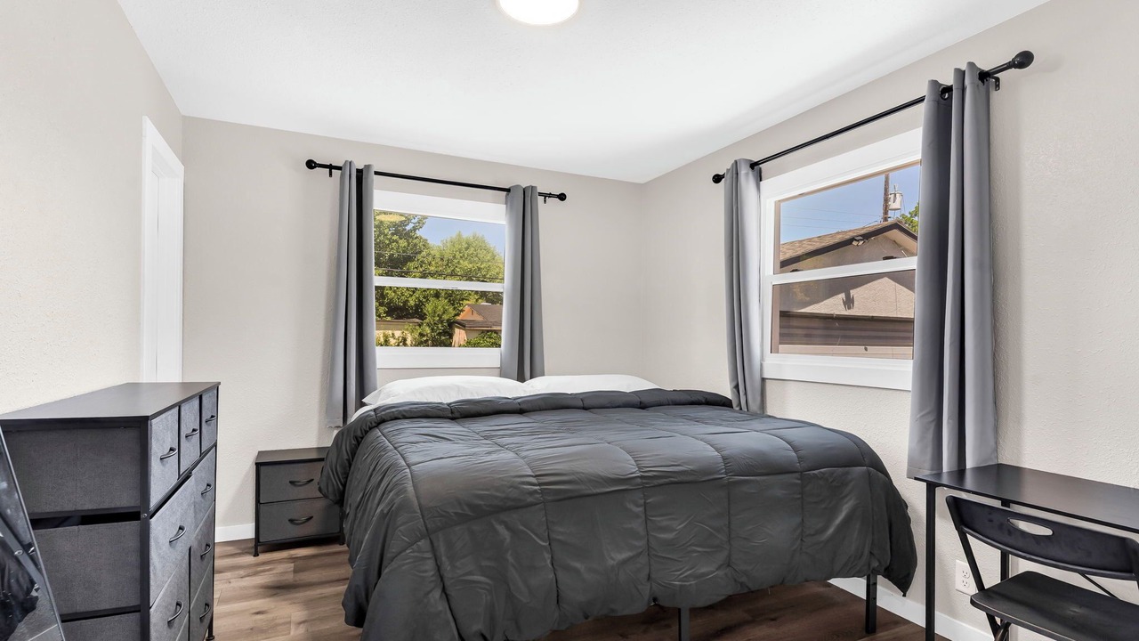 Photo of Bedroom in Pueblo