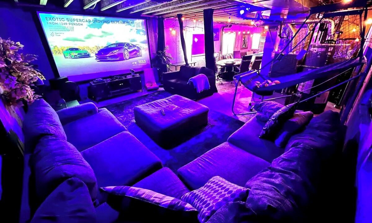 Photo of Livingroom in Curtis Park