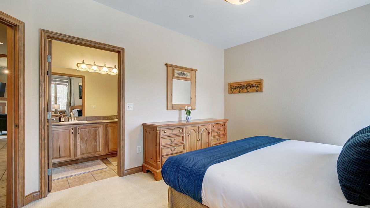 Photo of Bedroom in Willow Grove