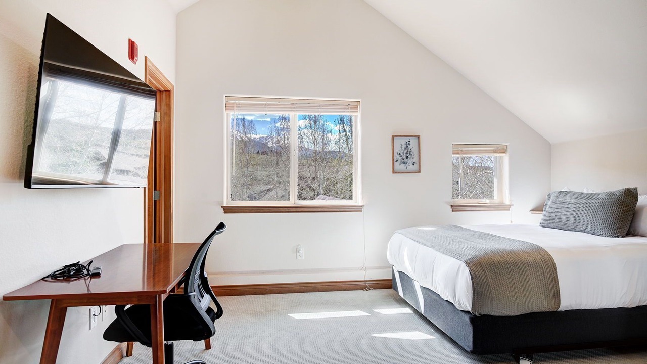 Photo of Bedroom in Willow Grove