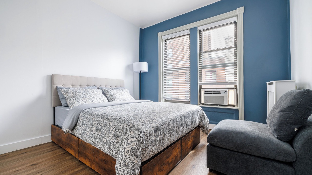 Photo of Bedroom in Bloomingdale