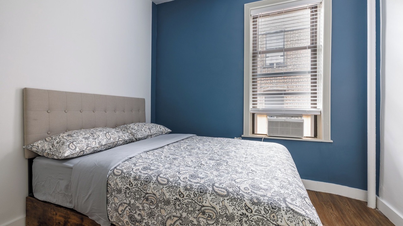 Photo of Bedroom in Bloomingdale