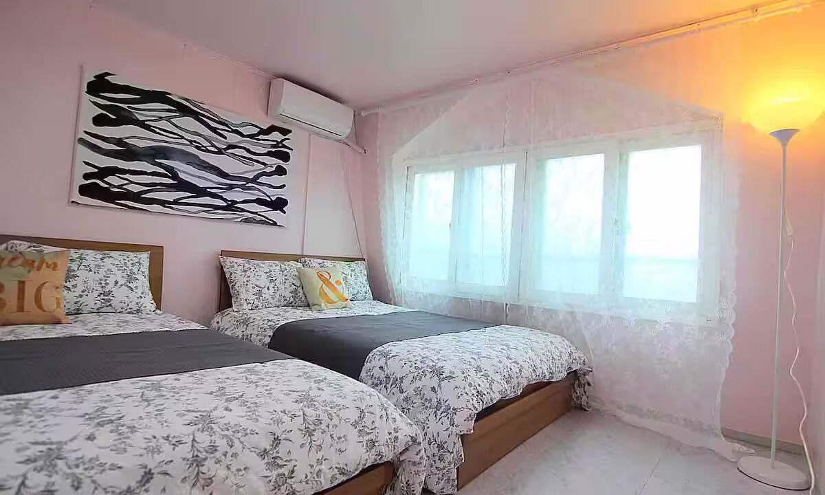 Photo of Bedroom in Seogyo-dong