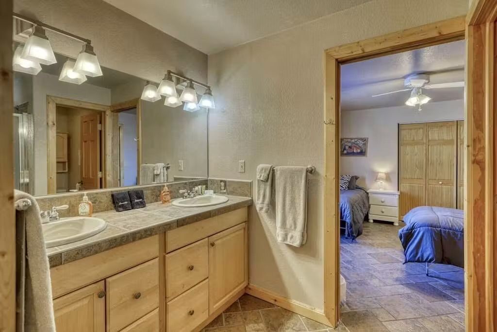 Photo of Bathroom in Del Norte