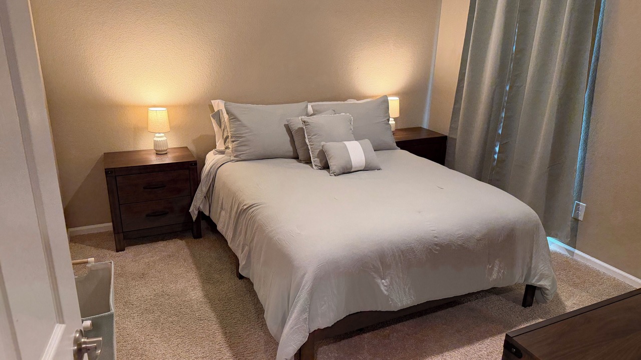Photo of Bedroom in Aurora