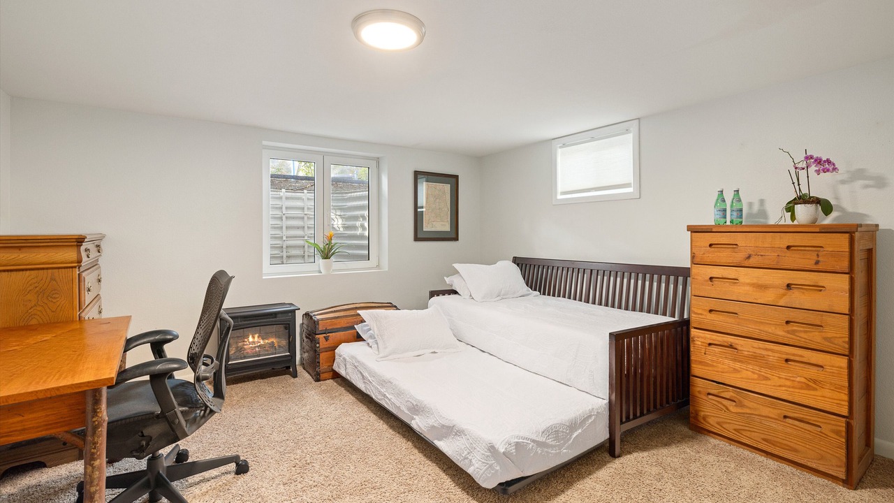 Photo of Bedroom in Highland Park