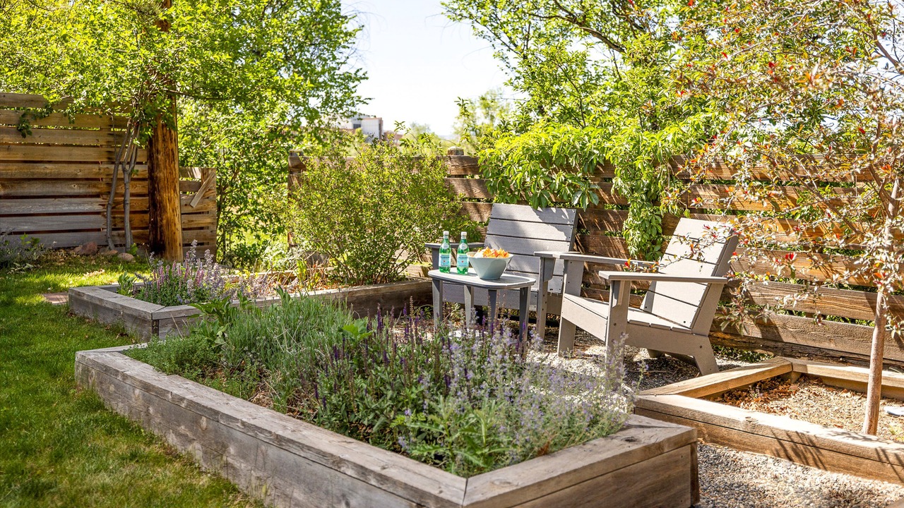 Photo of Outdoor in Highland Park