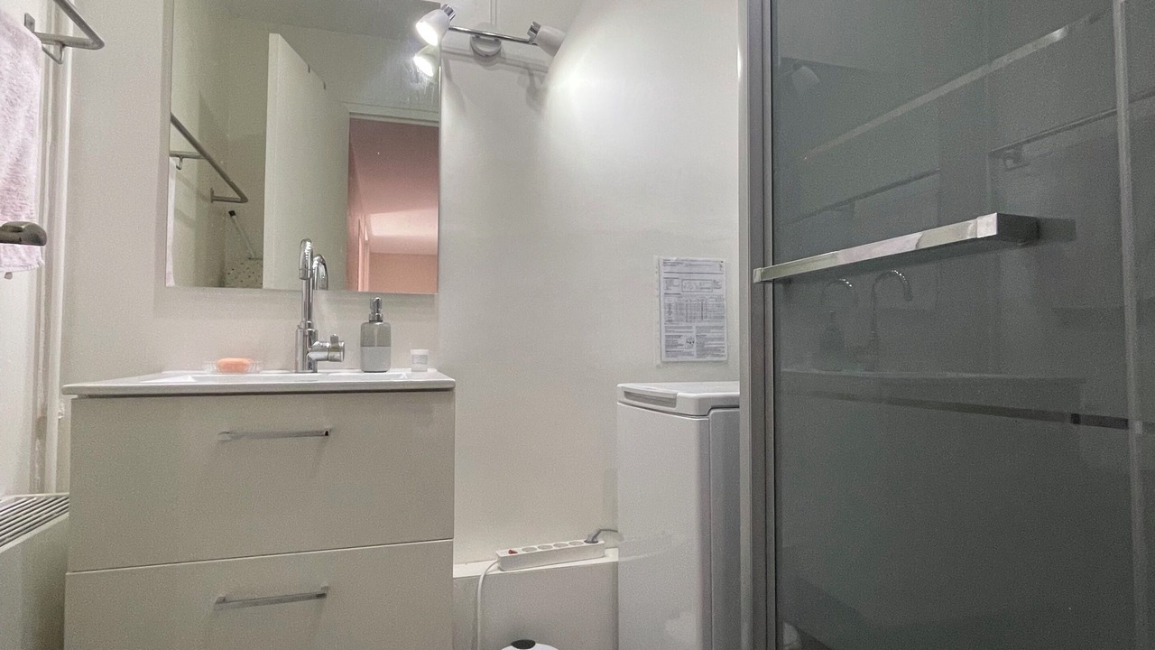Photo of Bathroom in Rumilly