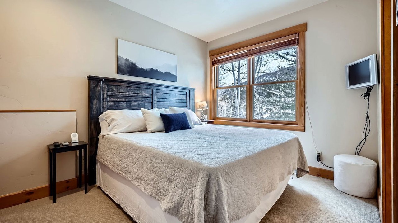 Photo of Bedroom in Keystone
