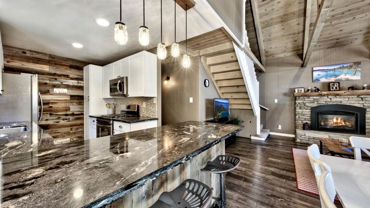 Photo of Kitchen in Tahoe Island