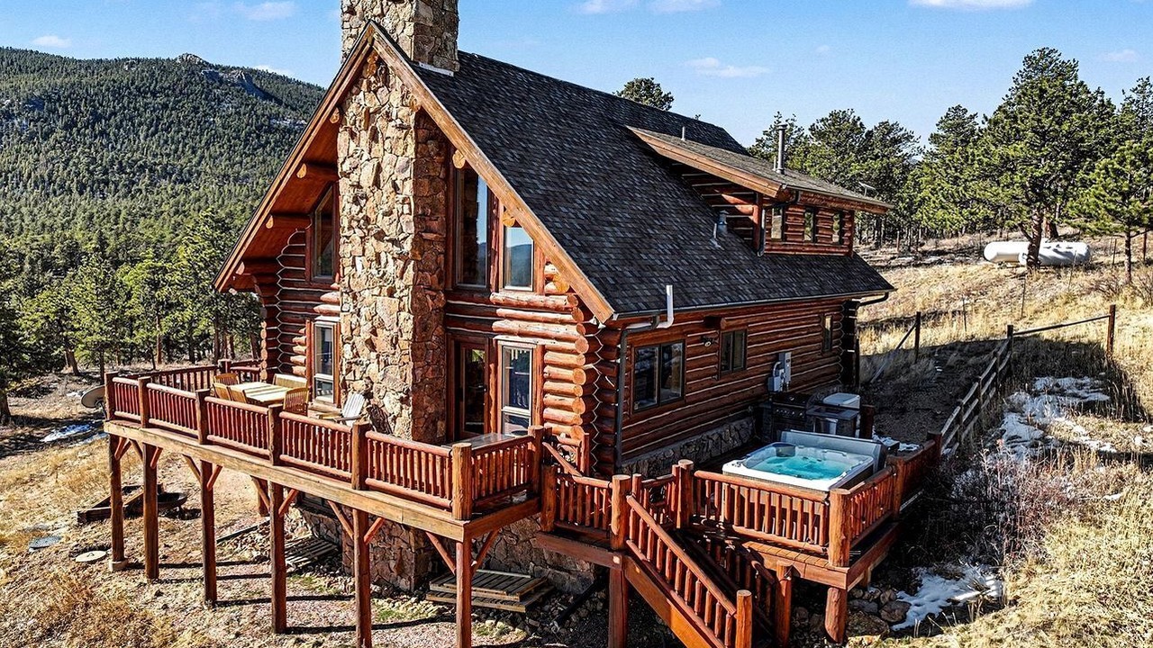 Photo of Outdoor in Lyons