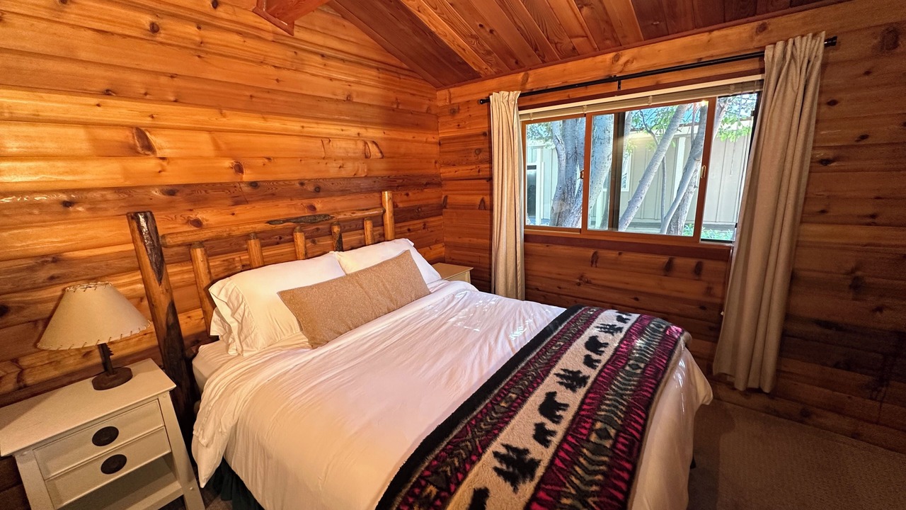 Photo of Bedroom in Donner Lake Woods