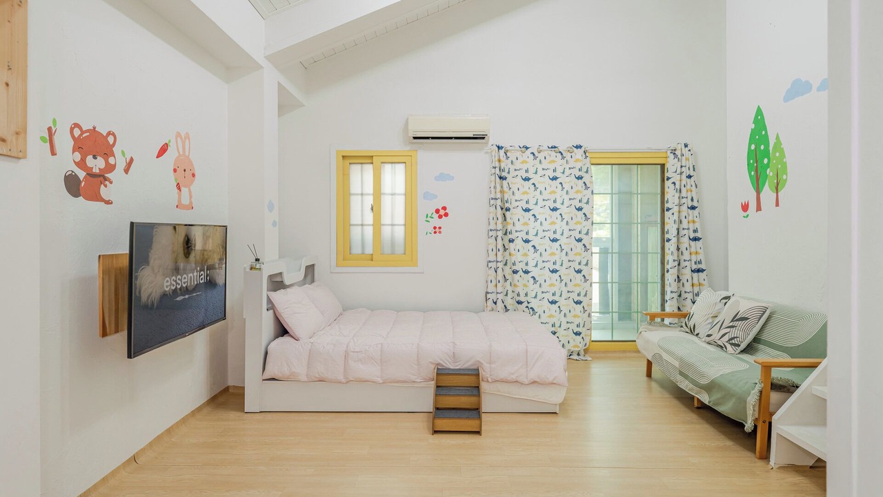 Photo of Bedroom in Deokhyeon