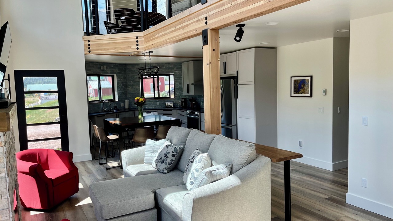 Photo of Livingroom in Silverton