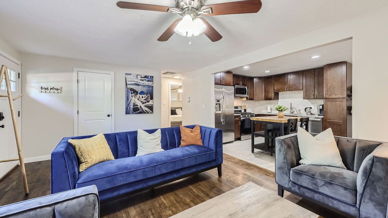 Photo of Bedroom in Lamar Heights Area