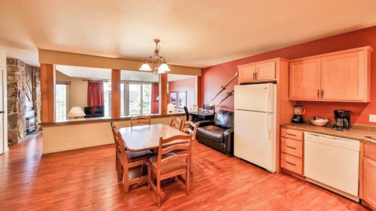 Photo of Livingroom in Silvercreek