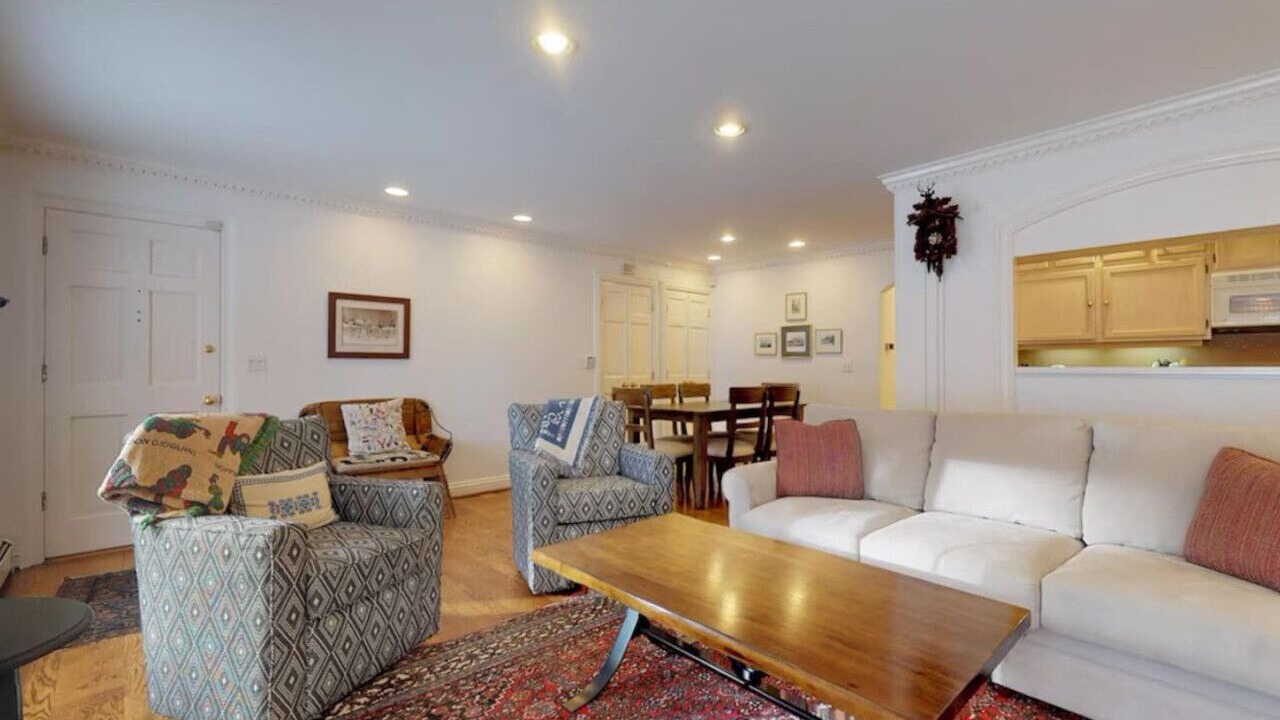 Photo of Livingroom in Vail