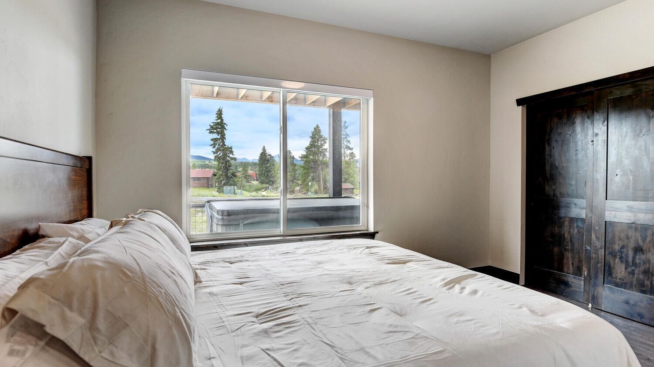 Photo of Bedroom in Rendezvous