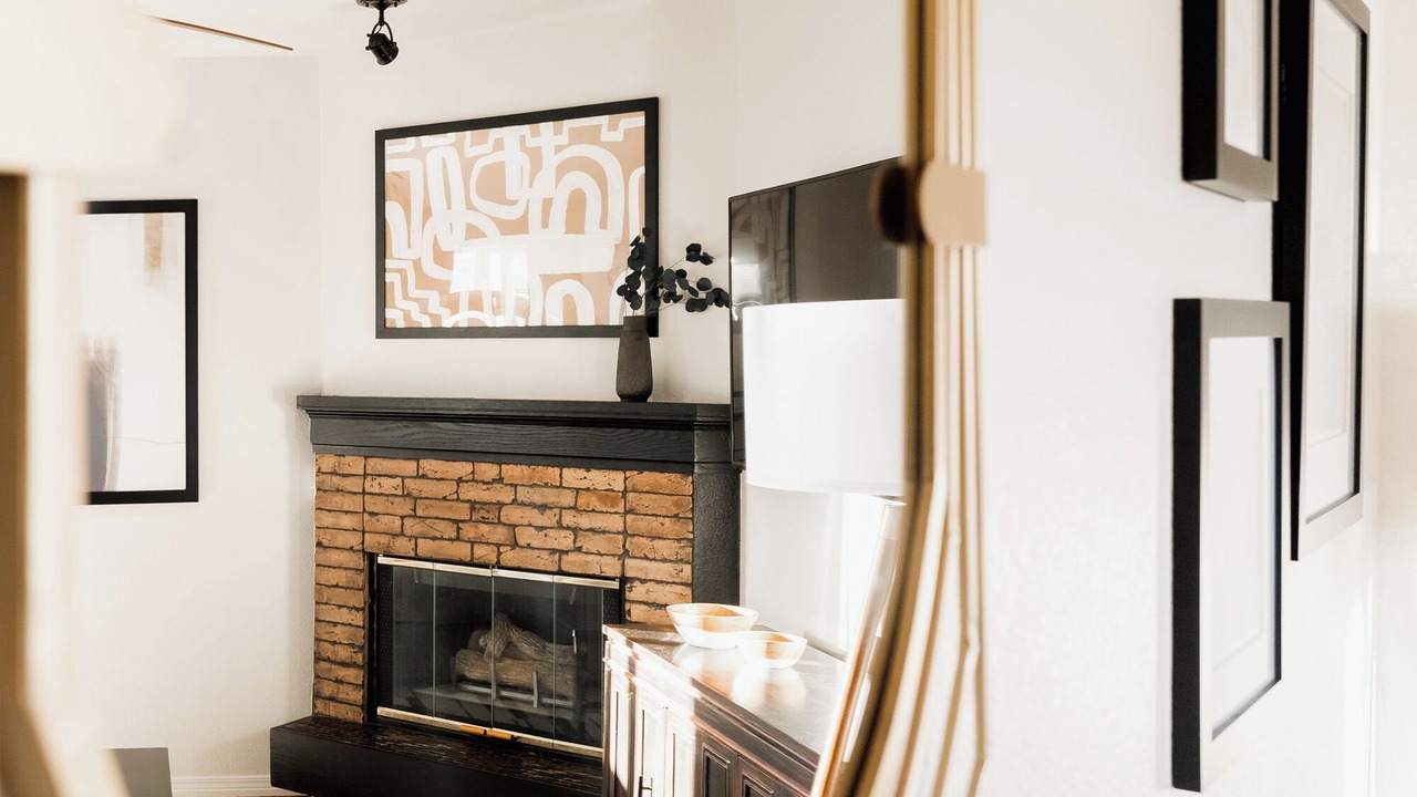 Photo of Livingroom in Englewood