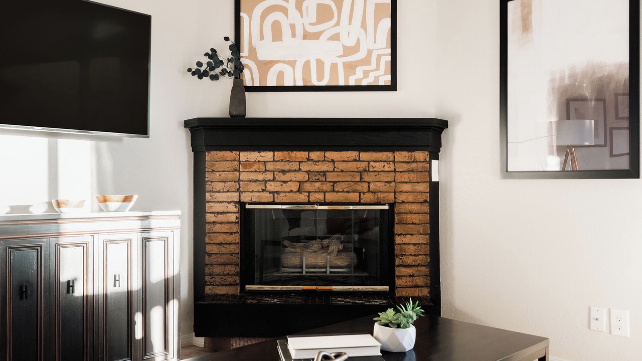 Photo of Livingroom in Englewood
