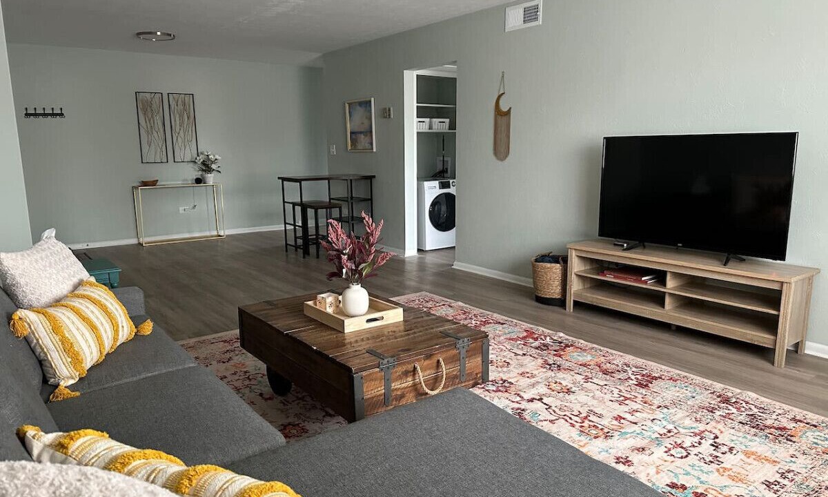 Photo of Bedroom in Lakewood