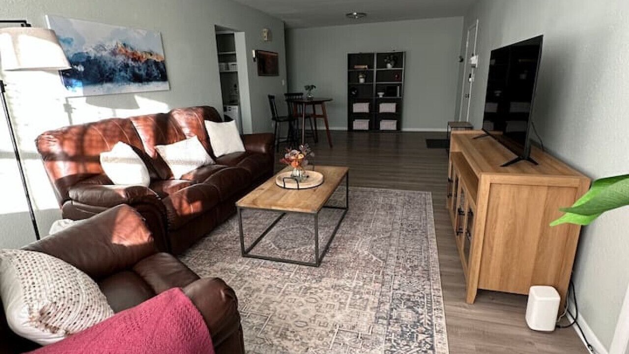 Photo of Livingroom in Lakewood