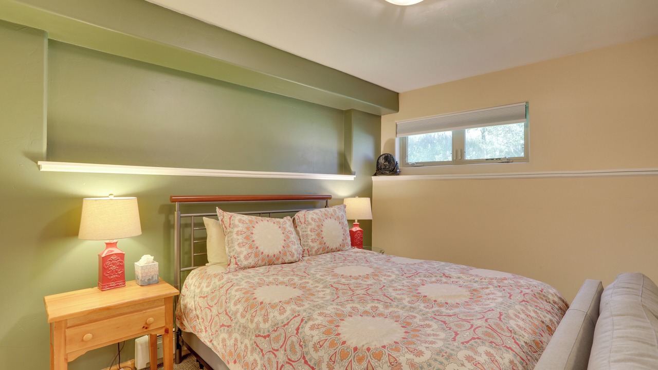 Photo of Bedroom in Edwards