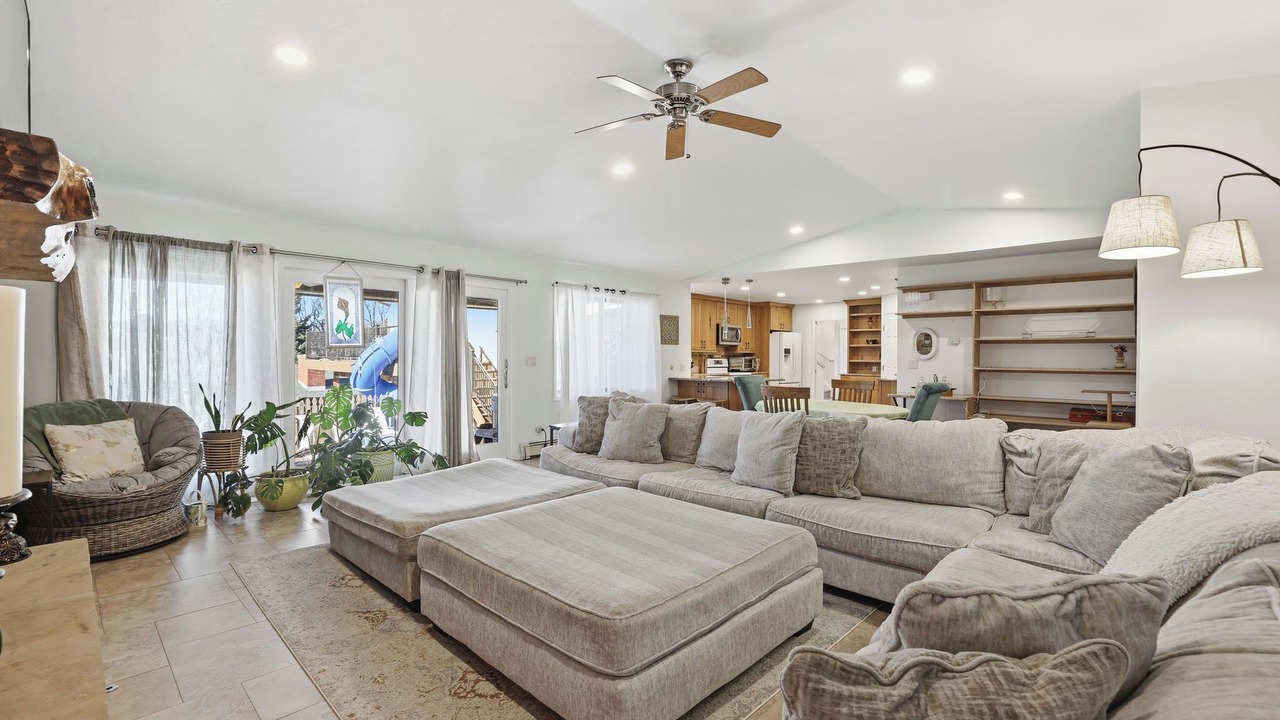 Photo of Livingroom in Village Seven