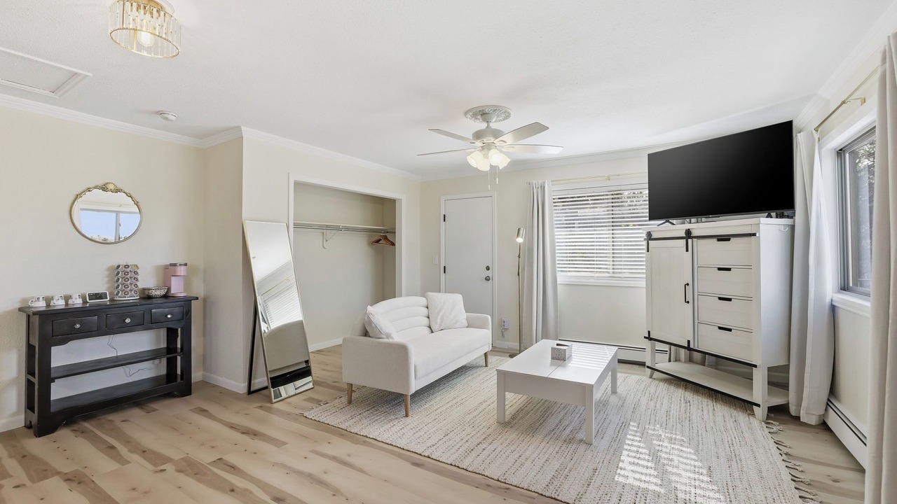 Photo of Livingroom in Village Seven