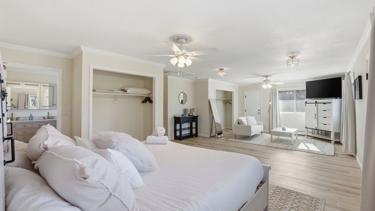 Photo of Bedroom in Village Seven