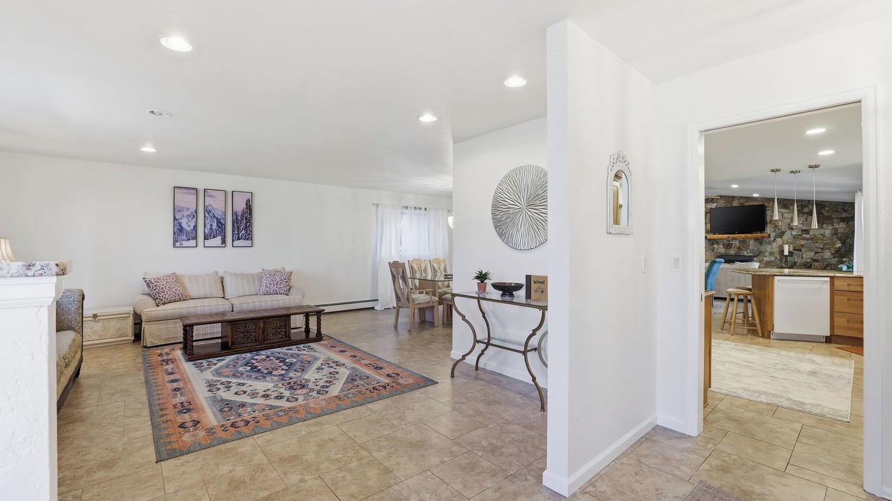 Photo of Livingroom in Village Seven