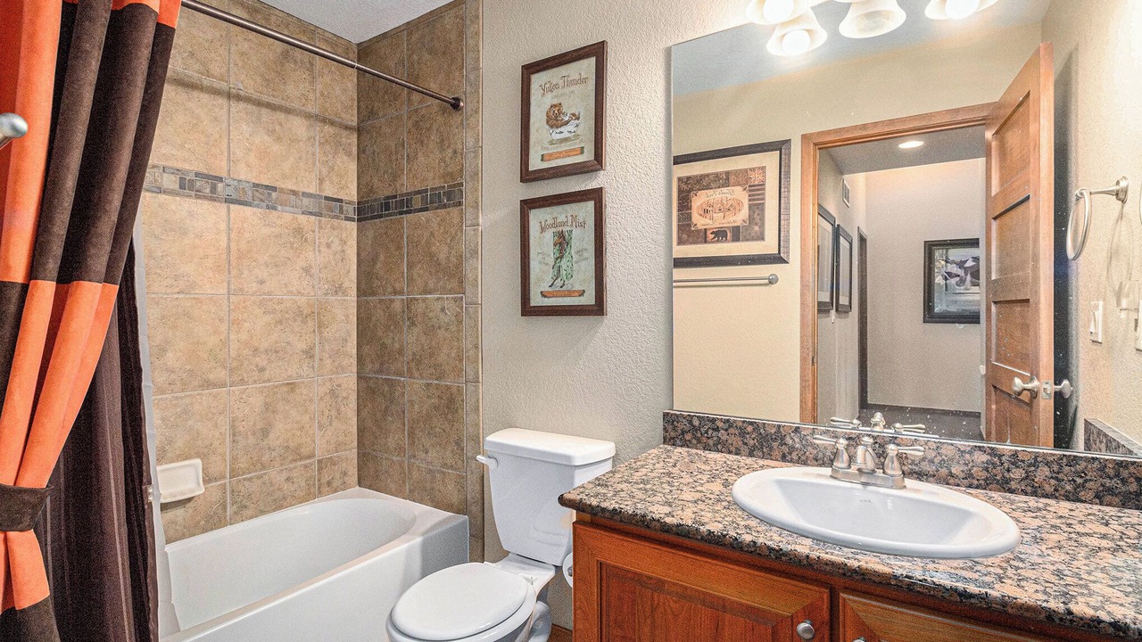Photo of Bathroom in Rendezvous
