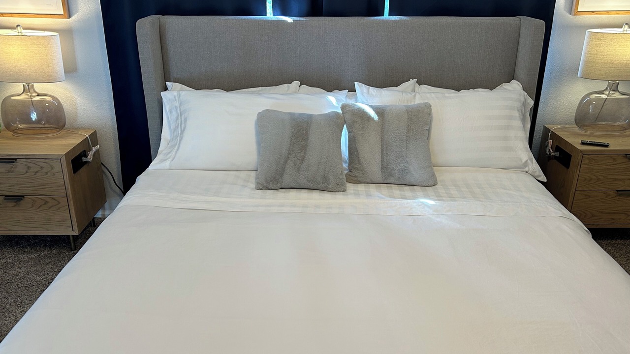 Photo of Bedroom in Aurora