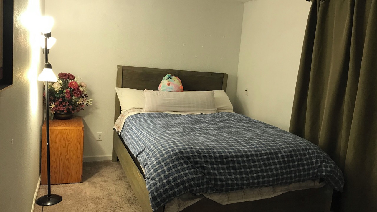 Photo of Bedroom in Aurora