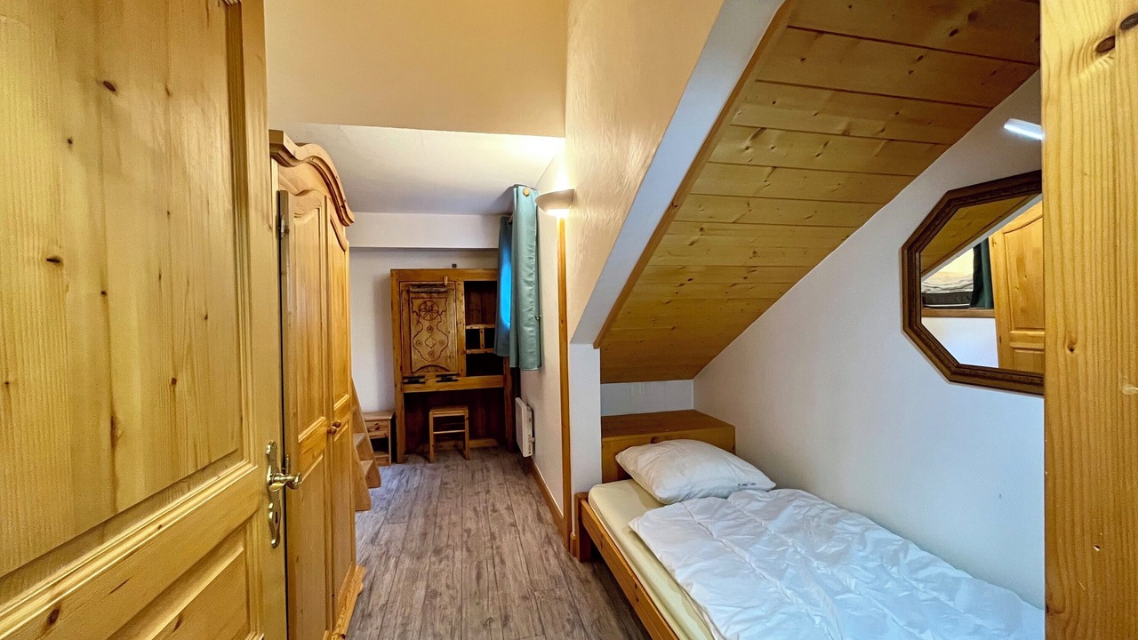 Photo of Bedroom in Meribel Centre