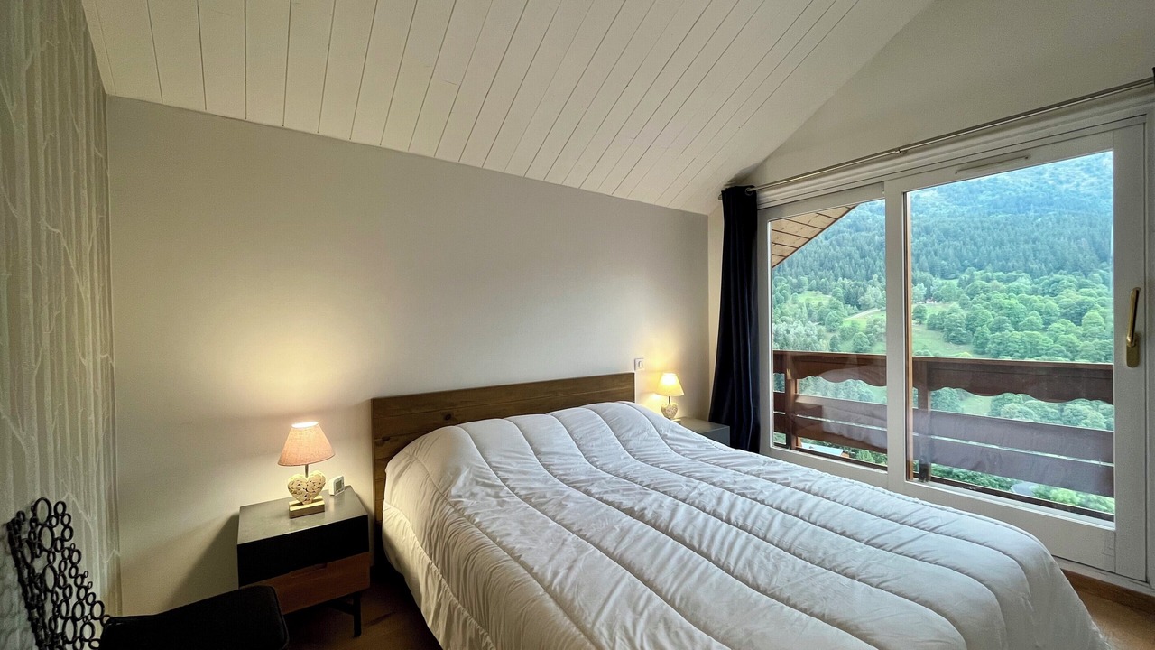 Photo of Bedroom in Meribel Centre
