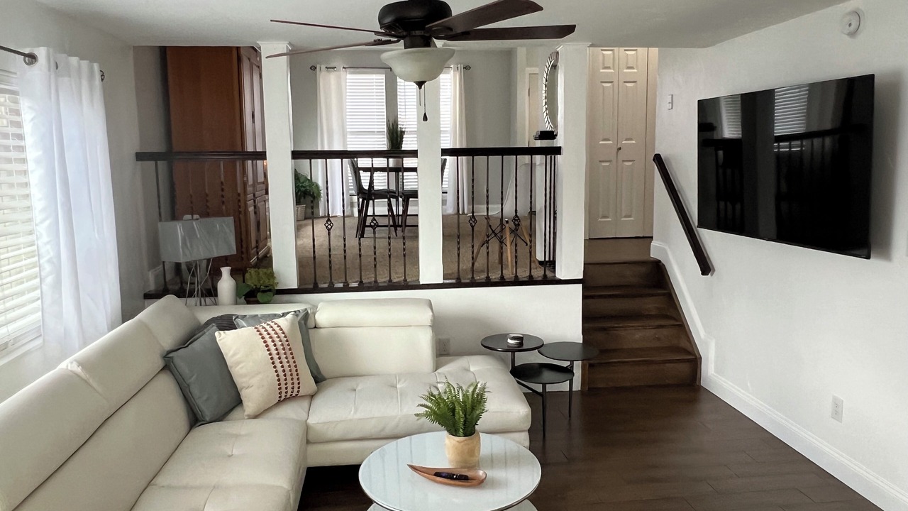 Photo of Livingroom in Northeast Colorado Springs