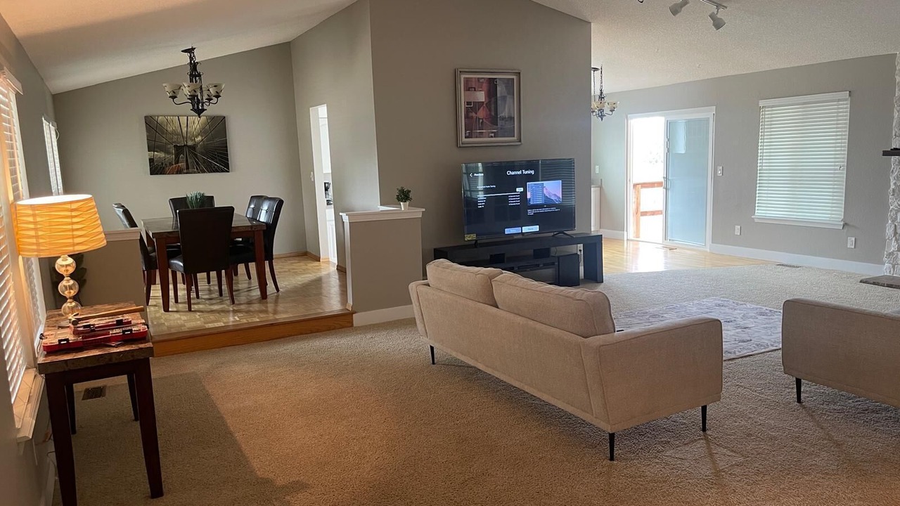 Photo of Livingroom in Tollgate Overlook
