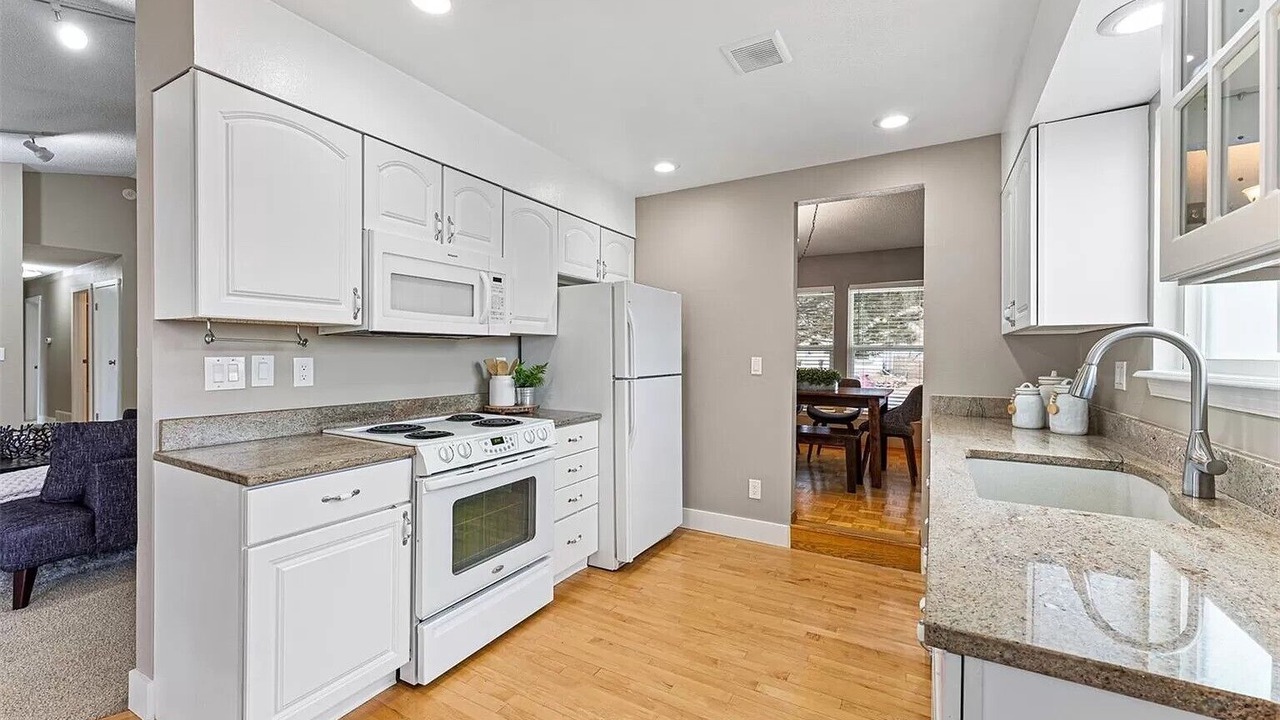Photo of Kitchen in Tollgate Overlook