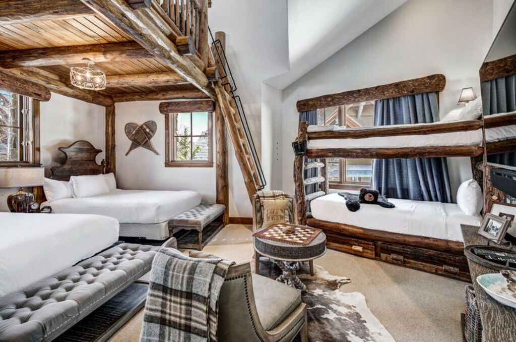 Photo of Bedroom in Avon