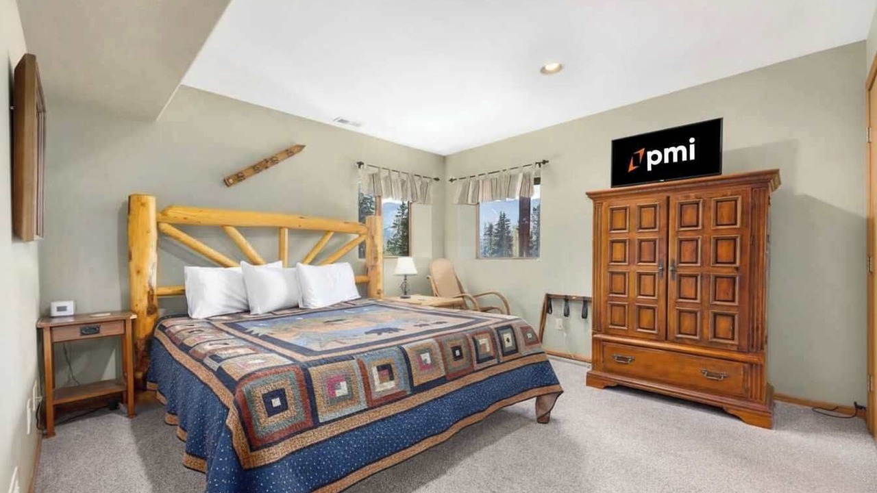Photo of Bedroom in Quandary Village