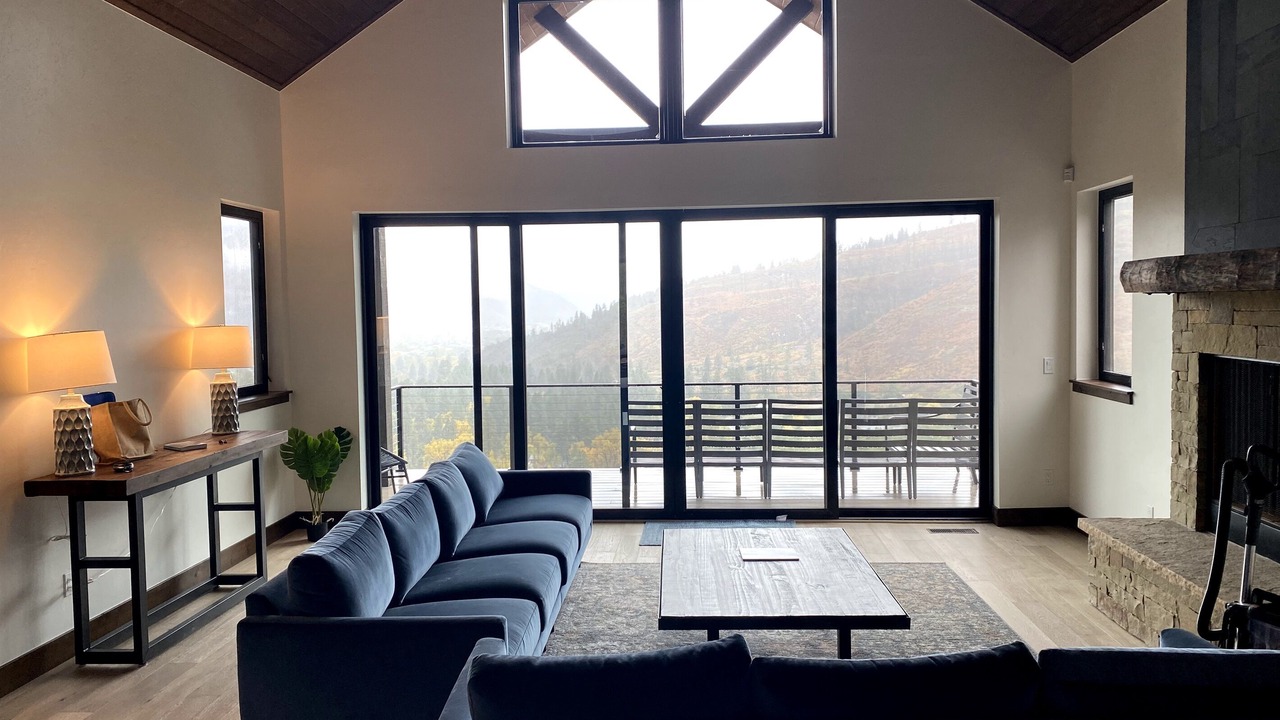 Photo of Livingroom in Hermosa