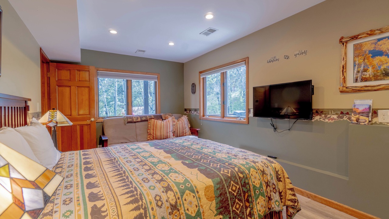 Photo of Bedroom in Estes Park