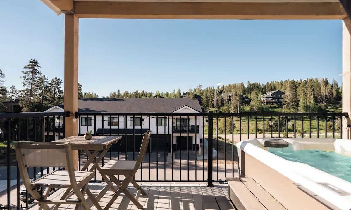 Photo of Patio Balcony in Fraser