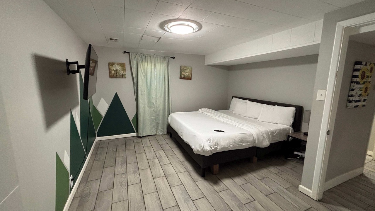 Photo of Bedroom in Virginia Village