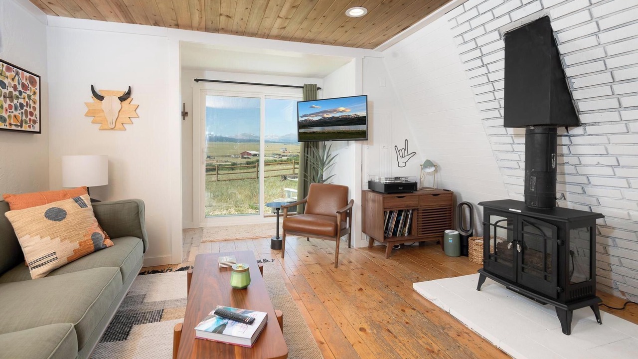 Photo of Livingroom in Fairplay